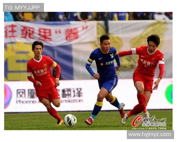 实时足球比分查询与分析助你掌握比赛动态与精彩瞬间 实时足球比分查询与分析助你掌握比赛动态与精彩瞬间